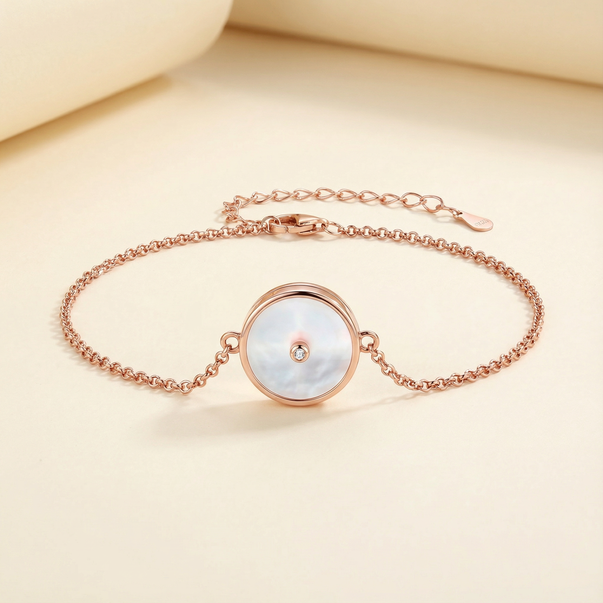 white mother of pearl aromatherapy bracelet in 925 sterling silver